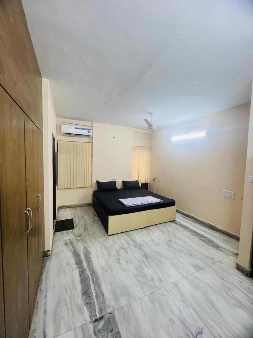Lara Guest House Hyderabad Eksteriør billede